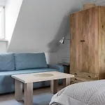High Standard Studio. Old Town. *